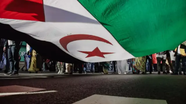 Imagen de archivo de una bandera en una manifestación en favor del Sáhara Occidental.