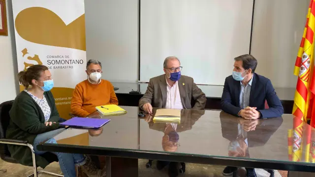Presentación del plan extraordinario en la sede comarcal del Somontano.