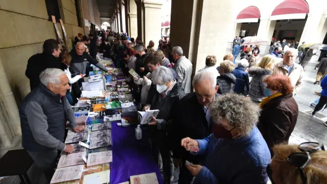 Los Porches de Galicia estaban abarrotados para ver y comprar libros.