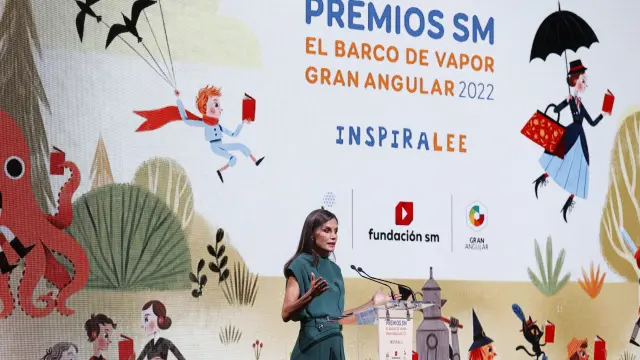 La reina Letizia preside el acto de entrega de la 44 edición de los Premios SM de Literatura Infantil y Juvenil 'El Barco de Vapor' y 'Gran Angular'
