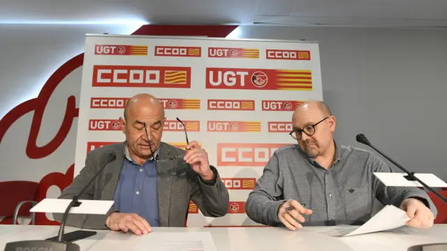 Daniel Alastuey y Manuel Pina, líderes de UGT y CC. OO. en Aragón, en la presentación de las movilizaciones del 1º de Mayo.