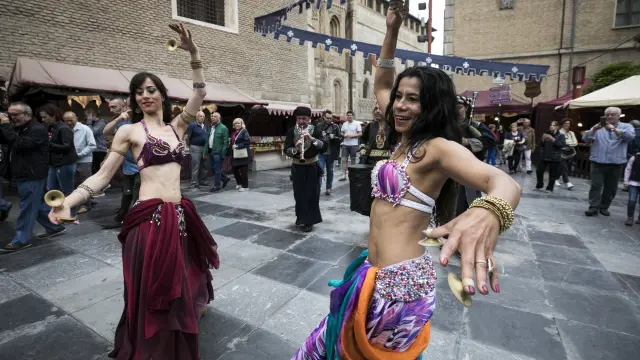 Danzas en la última edición del mercado medieval que pudo celebrarse, la de 2019.