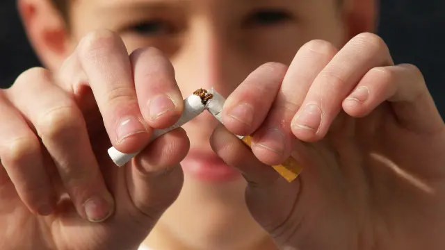 La importancia de dejar de fumar radica en los beneficios que se pueden obtener a largo plazo.