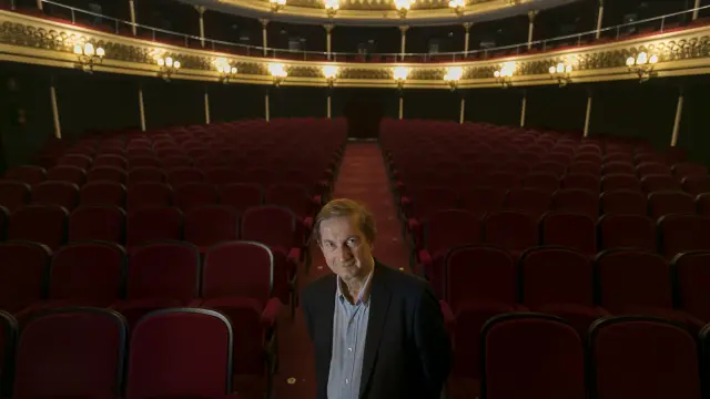 José Luis Melero, retratado en el Teatro Principal.