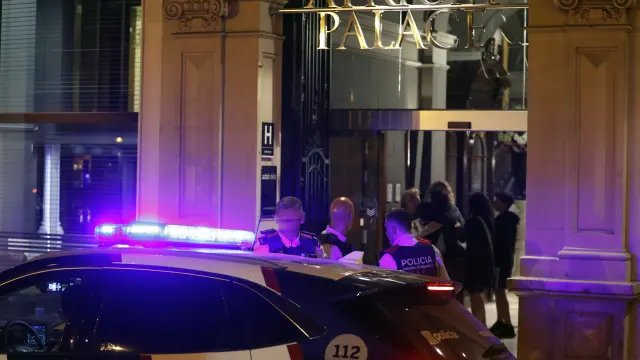 Los Mossos liberan a un hombre retenido en un hotel y detienen a un implicado