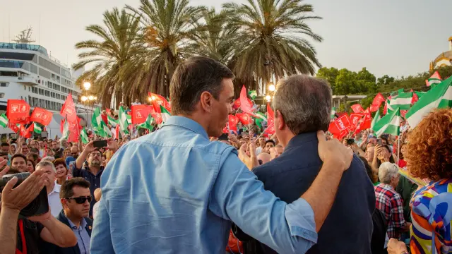 Pedro Sánchez y Juan Espadas en un acto de campaña la semana pasada
