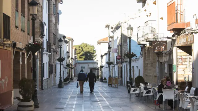 Una de las calles del centro de María de Huerva.
