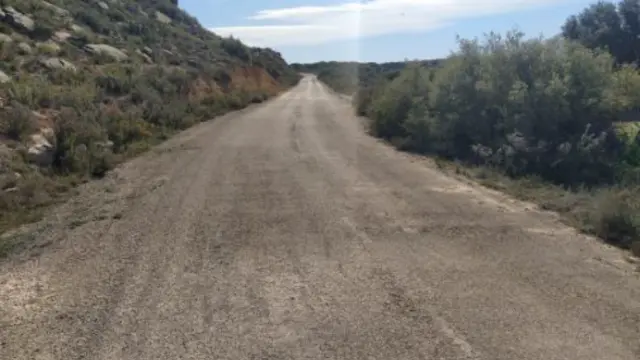 obras de acondicionamiento del primer tramo de la carretera de La Badina junto a Alcañiz