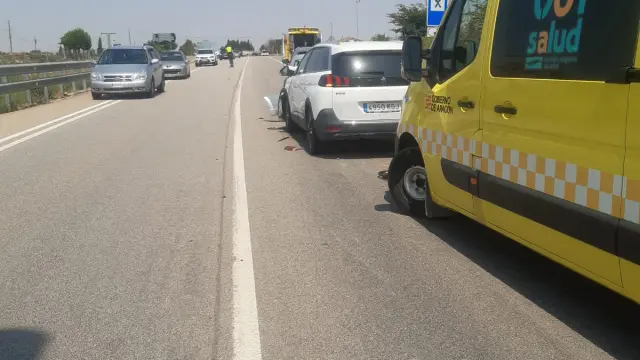 Las ambulancias han acudido al lugar del accidente para atender a los heridos.