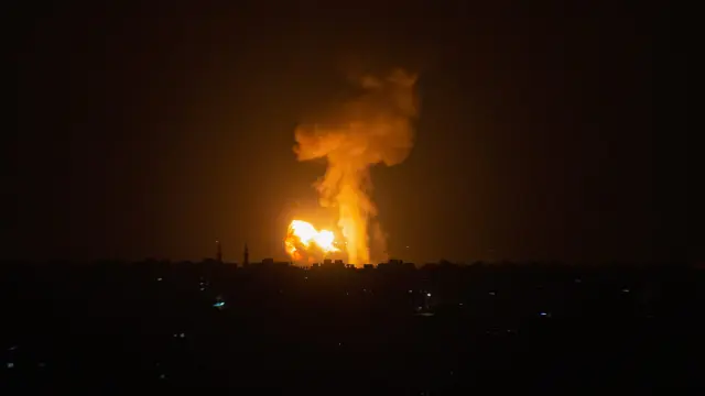 Bombardeo de Israel este viernes en la Franja de Gaza.
