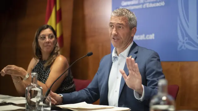 Secretaria general de Educación catalana, Patricía Gomà, y el consejero Josep Gonzàlez-Cambray.