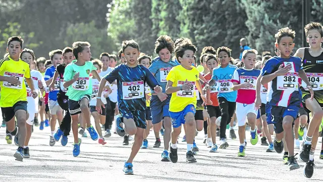 Carrera de la Infancia celebrada este domingo en el Parque Grande de Zaragoza.