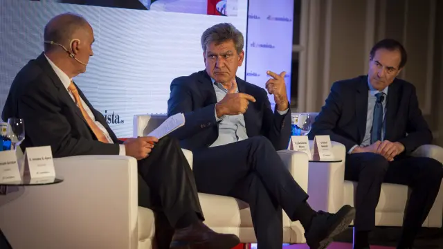 El consejero delegado del Banco Santander, José Antonio Álvarez, durante el V Foro Económico de 'elEconomista'.