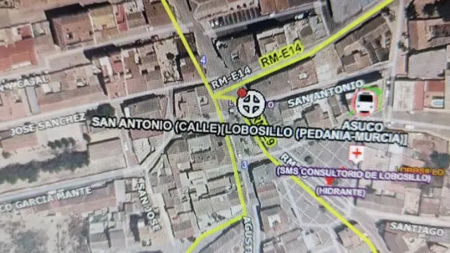 Los servicios sanitarios de emergencia no han podido salvar la vida de un niño de 9 años, que entró en parada cardiorrespiratoria, al caer de un toro mecánico en Lobosillo (Murcia).