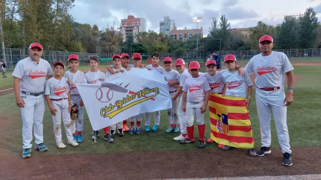 Los jugadores sub-11 de los Jabatos de Huesca, campeones de España de béisbol.