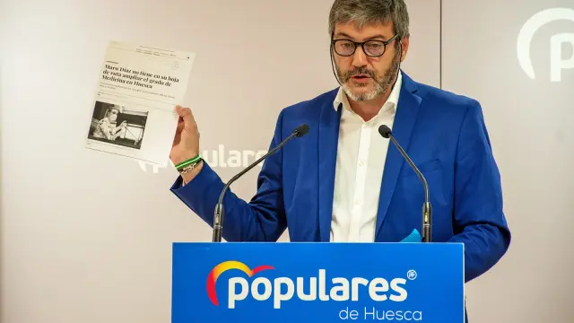 Gerardo Oliván, presidente provincial del PP durante la rueda de este miércoles en Huesca.