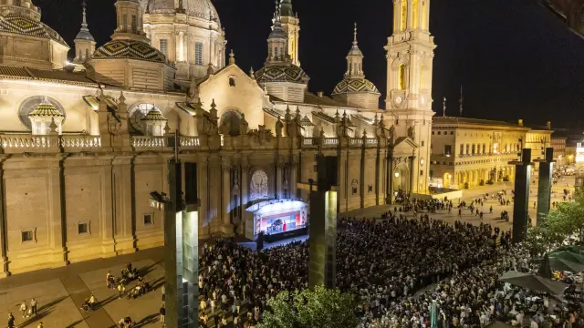Visión general del concierto en la plaza de las catedrales.