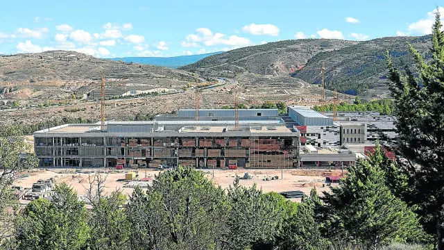 Estado actual de las obras de construcción del hospital de Teruel.
