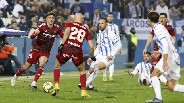 Francés, Mollejo y Gámez, en una jugada del último partido de la primera vuelta, el lunes pasado en Leganés (2-1)