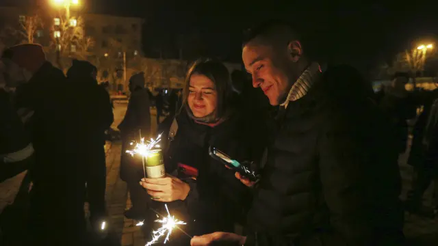 Ukrainians celebrate ahead of the New Year in Kyiv
