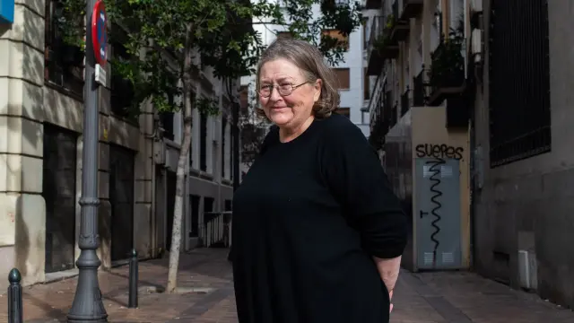 Teresa Salcedo, tras diez años en Madrid, se instala en Zaragoza para continuar y culminar su obra.
