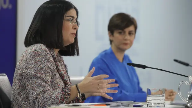 Las ministras Carolina Darias e Isabel Rodríguez tras el Consejo de Ministros
