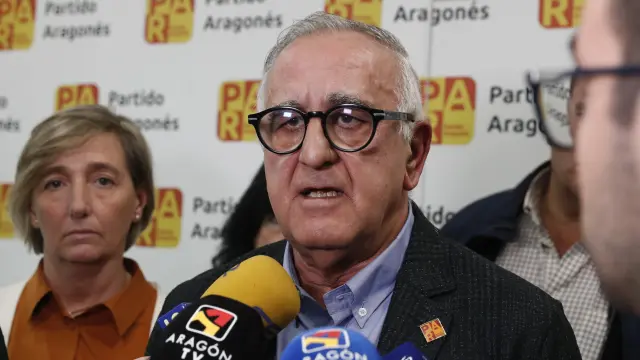 El nuevo presidente del PAR, Clemente Sánchez-Garnica, tras el debate de la moción de censura contra Arturo Aliaga.
