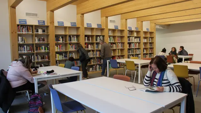 Grañén reabre su biblioteca municipal.