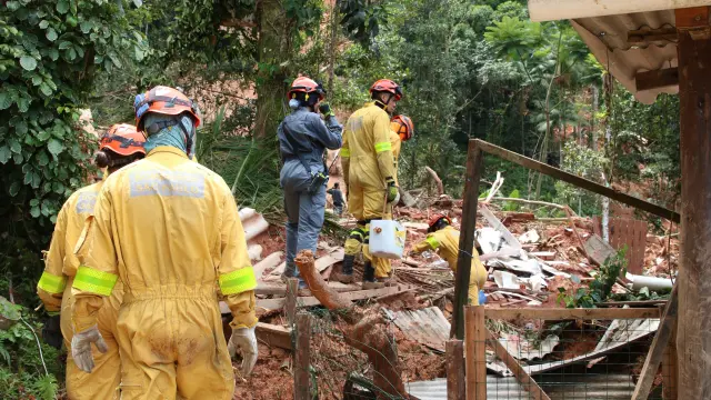 Decenas de muertos en el área de Sao Sebastiao, en Sao Paulo, tras las fuertes lluvias.