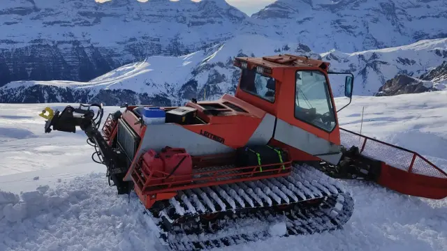 La máquina que facilitará la ascensión a los esquiadores.