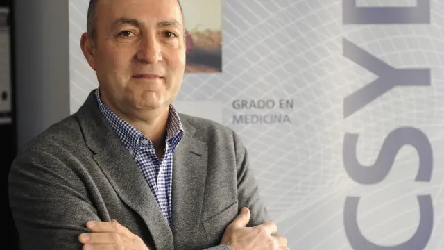 Carlos Plana es el nuevo decano de la Facultad de Ciencias de la Salud y el Deporte.