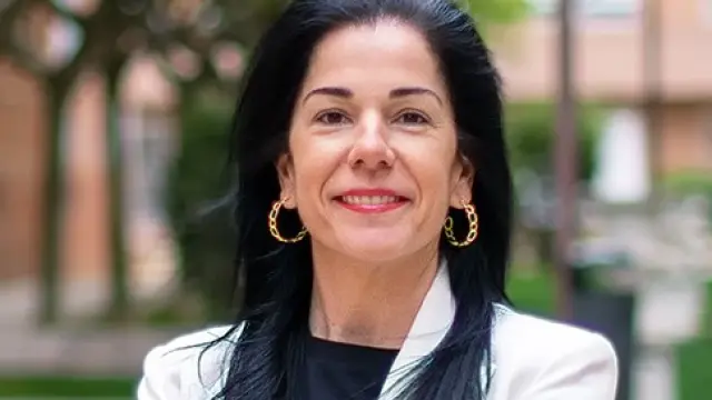 Lola Ibort, candidata del PP a la alcaldía de Almudévar.