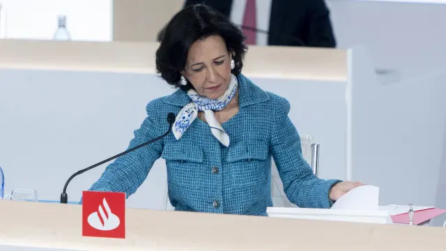 La presidenta del Banco Santander, Ana Botín, durante una junta general de accionistas de Banco Santander, en la Ciudad Grupo Santander de Boadilla del Monte, a 31 de marzo de 2023, en Boadilla del Monte, Madrid (Españ