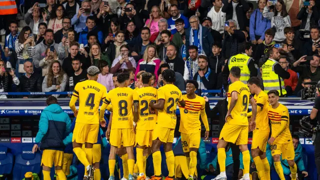 Fotos de la victoria del FC Barcelona, campeón de Liga ante el Espanyol