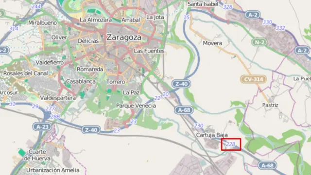 El accidente se produjo en el kilómetro 229 de la A-68, a la altura de la Cartuja Baja.