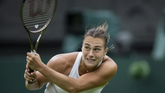 La bielorrusa Aryna Sabalenka, este viernes, en un entrenamiento en Wimbledon.