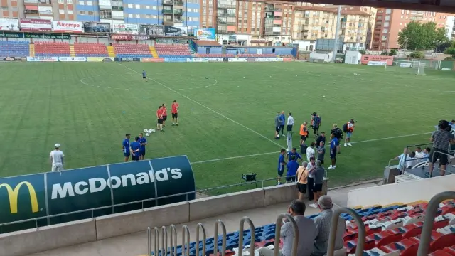 El campo de Pinilla, hora y media antes del partido CD Teruel-Real Zaragoza de este viernes.