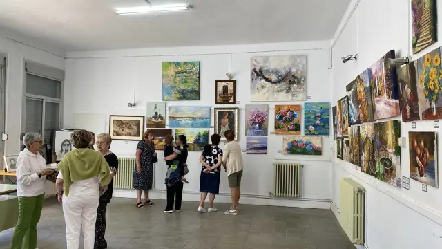 Las Jornadas Culturales se han iniciado con una exposición de pintura.