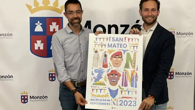 Jairo Sánchez e Isaac Claver, con el cartel de las fiestas de Monzón.