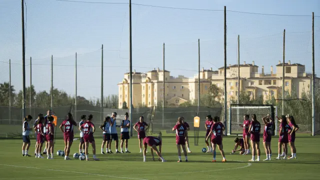 Primer entrenamiento de Montse Tomé como seleccionadora de España