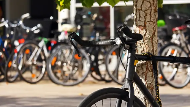 En las propuestas europeas, se insiste en la importancia de decantarse por medios de transporte menos contaminantes, como la bicicleta.