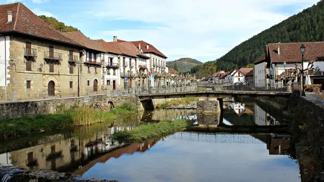 Ochagavía, en Navarra, es ideal para visitarlo en octubre, según National Geographic
