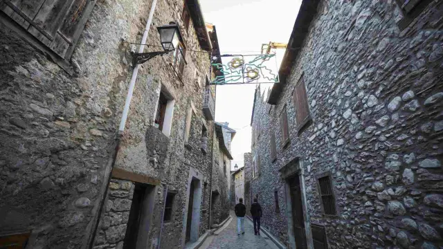 Benasque, el pueblo de Huesca que competirá este 2023 para conseguir la iluminación navideña de Ferrero Rocher