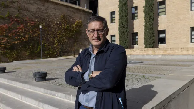 El profesor Isaías Barreñada Bajo, de la Universidad Complutense, en las Cortes de Aragón donde participa en las jornadas de 'Geopolítica del terrorismo' que organiza la Fundación Manuel Giménez Abad.
