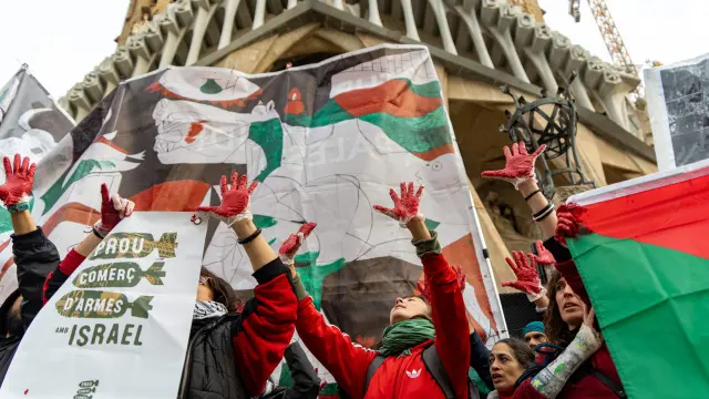 Manifestación Pro-Palestina ante la Foro Regional de Unión del Mediterráneo.