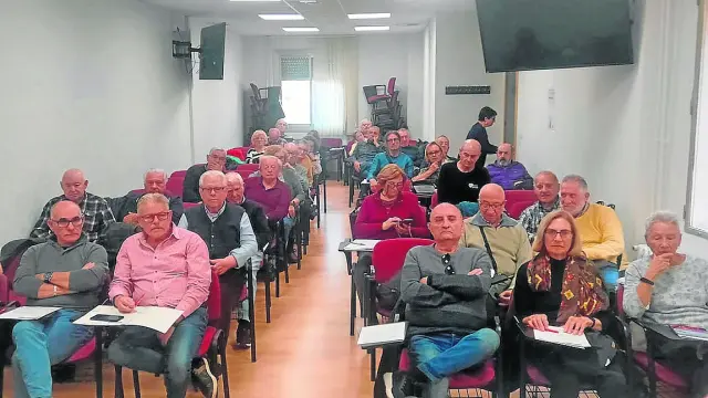 Reunión, ayer, en la sede de CC. OO. convocada por la Federación de pensionistas del sindicato.