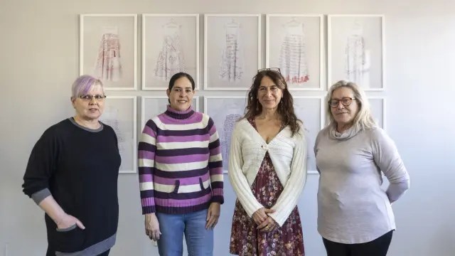 Ana María Díaz, Yolanda San Agustín, Elena Cepero y Encarna Gállego, en la Casa de la Mujer.