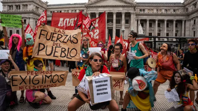 Protestas contra la ley Ómnibus en Buenos Aires.