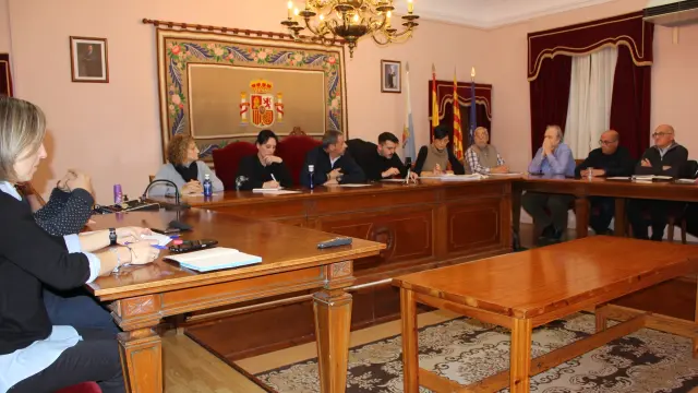 Pleno sobre los presupuestos en el Ayuntamiento de Sariñena.