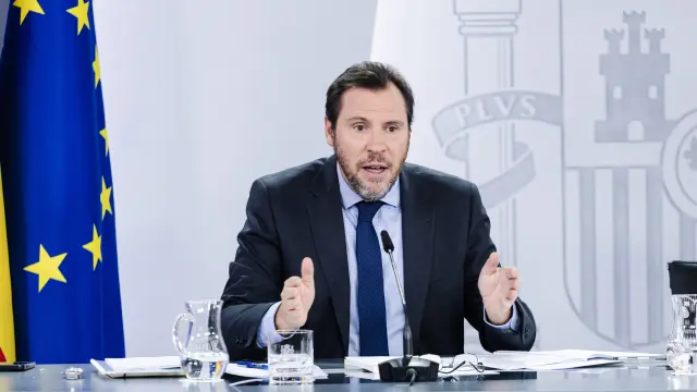 El ministro de Transportes, Óscar Puente, en la rueda de prensa posterior al Consejo de Ministros
